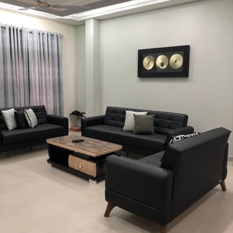 Queens View Apartment Acra Exterior foto