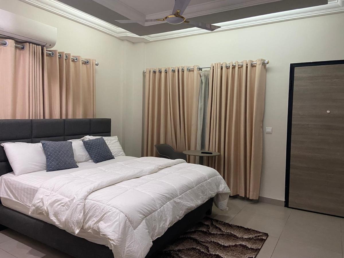 Queens View Apartment Acra Exterior foto