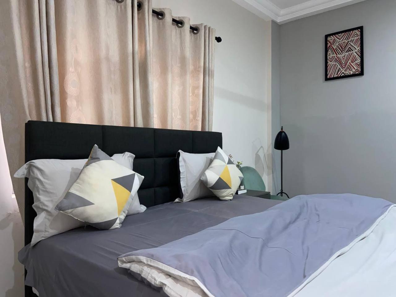 Queens View Apartment Acra Exterior foto